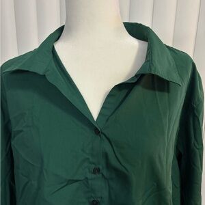 Chic Forest Green Button Down Shirt